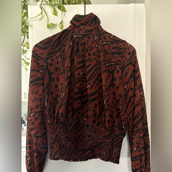 LPA Brown long sleeve blouse with open back - Picture 2 of 4